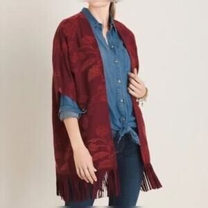 NWT Chico's $119 L/XL Chenille Floral Jacquard Ruana wrap red color fringe trim